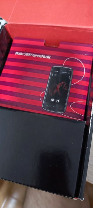 Nokia 5800 XpressMusic rojo