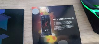 Nokia 5800 XpressMusic rojo