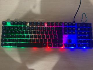 teclado  por cable con luz 15e