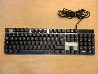 teclado  por cable con luz 15e