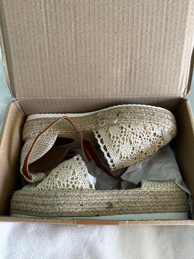 Sandalia para Mujer con Cuña de Yute