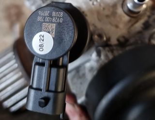 BOMBA INYECCION DACIA RENAULT 1.5 DCI 0445010704