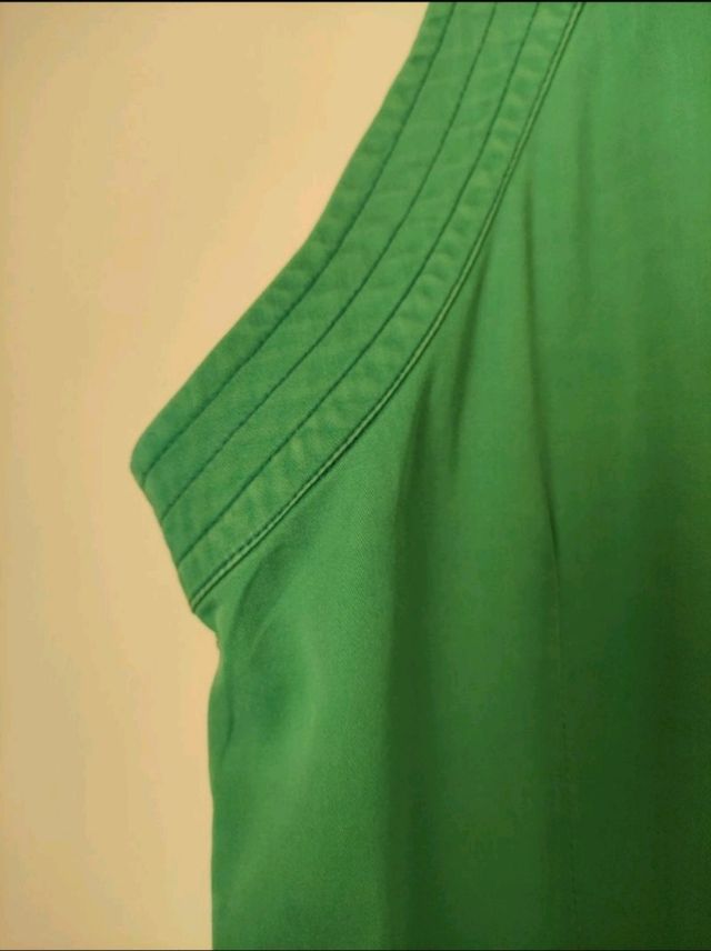 Vestido verde. Talla 46
