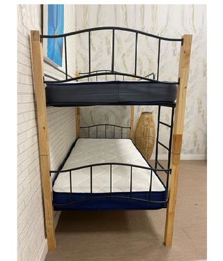 Litera madera y forja con colchones