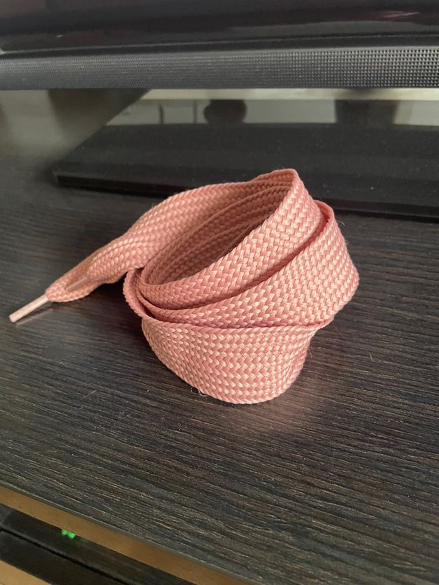 Deportivas puma color rosa cordones de lazo