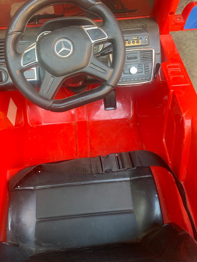 Coche eléctrico Mercedes niño