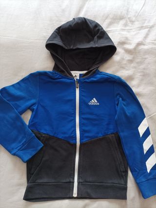 Chaqueta Adidas.Talla 128cm,7-8 años.