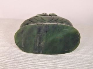 FIGURA DE BUDA TALLADA EN JADE VERDE