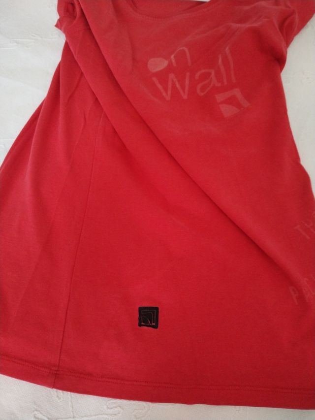 Camiseta roja Trango