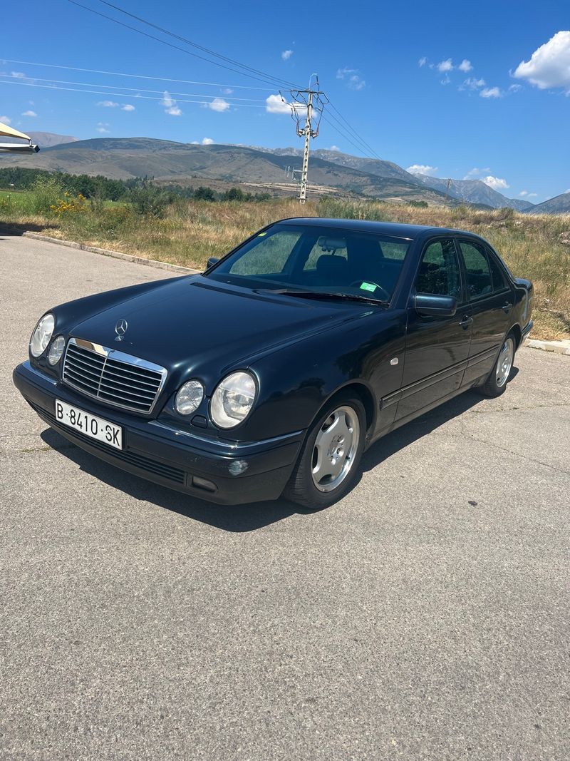 Mercedes-Benz Clase E 1996 - foto 1