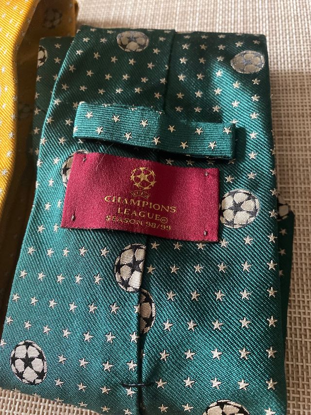 corbatas oficiales Champions league