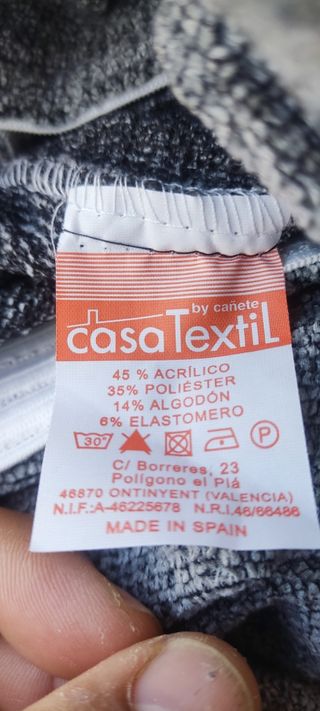 Funda elástica para chaise longue color gris