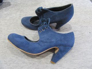 Zapatos azules de tacón