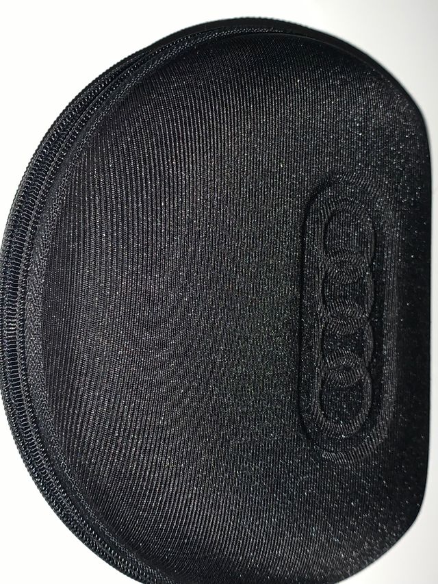 Auriculares Audi A8