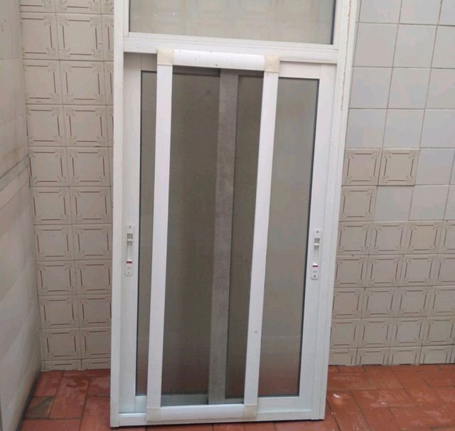 finestra in alluminio