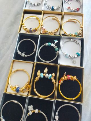 pulsera modelo Pandora