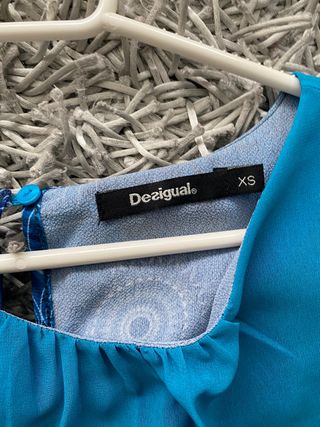 Camisa sin manga blusa Desigual talla XS