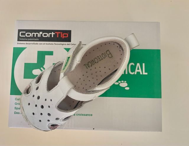 Sandalia bebé BIOTECNICAL