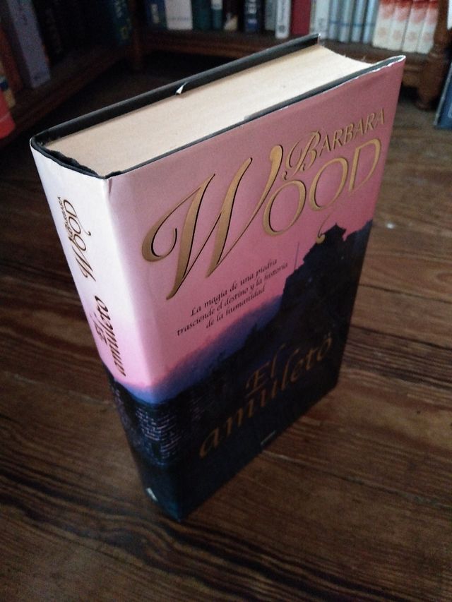 El amuleto. Barbara Wood
