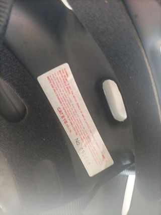 Lote ciclismo: casco, sillín acolchado