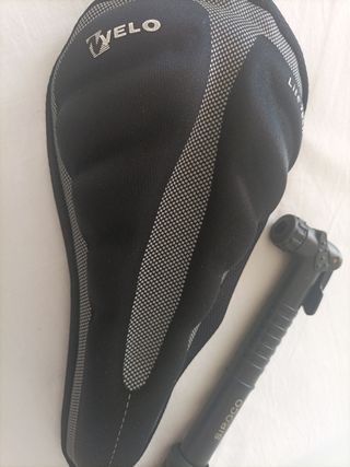 Lote ciclismo: casco, sillín acolchado