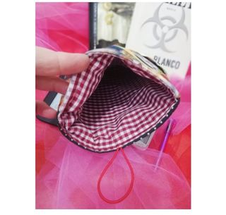 FUNDA LIBRO ELÉCTRONICO "PERROS Y GATOS"