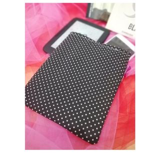 FUNDA LIBRO ELÉCTRONICO "PERROS Y GATOS"