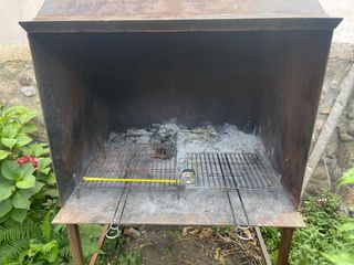Barbacoa  independiente con patas