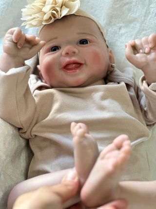 Bebé reborn carita sonriente 