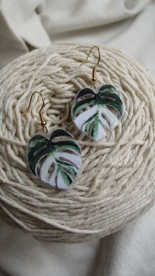 Pendientes 🌿Monstera variegata albo