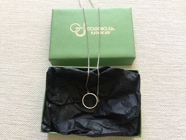 IDEA REGALO. Colgante plata NUEVO con caja regalo