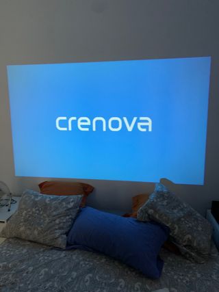 Proyector Crenova