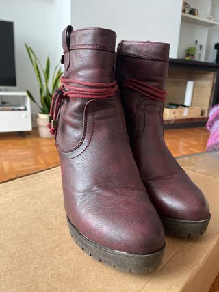 Xti Botas con tacones