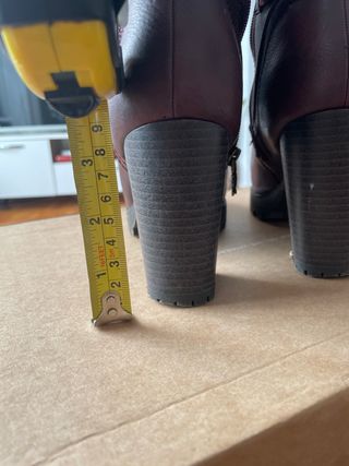 Xti Botas con tacones