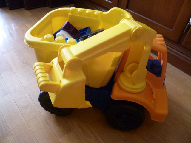 Camión Megabloks 50 cm.