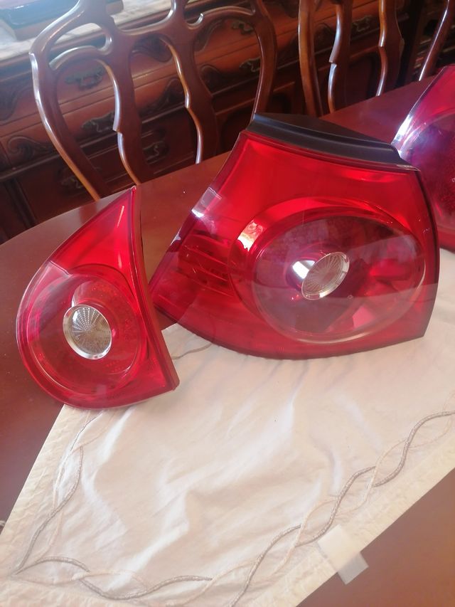 pilotos  traseros golf v gt