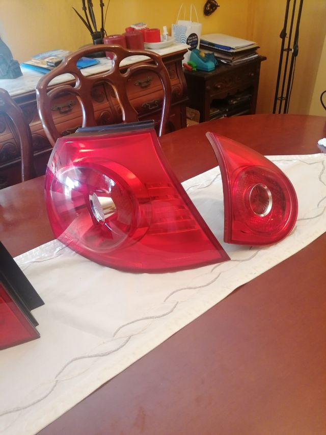 pilotos  traseros golf v gt