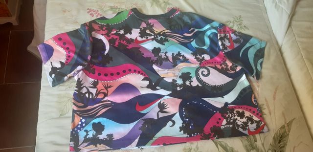 camiseta deporte nike