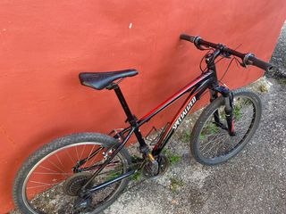 Bicicleta Specialized Hotrock 24" niño