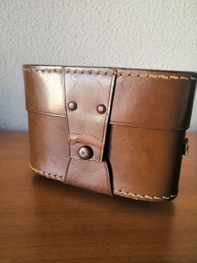 Antigua cámara fotográfica Fowell Vicking (1960s)