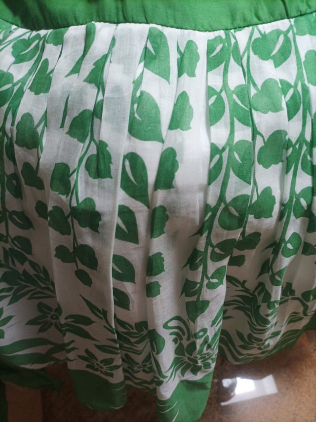 Falda  de Zara talla S en perfecto estado.