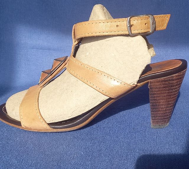 Sandalias de la firma Hobby