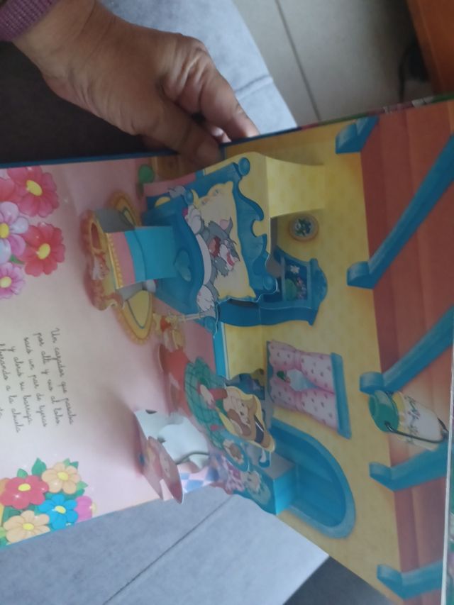 Cuento caperucita roja desplegable