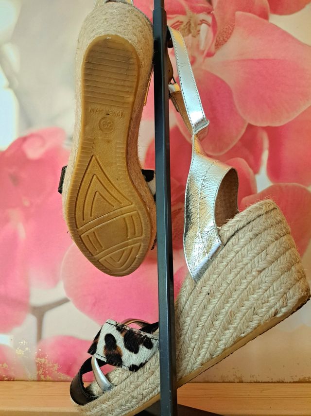 🌸 Cuñas de piel "Bata" al tobillo🌸