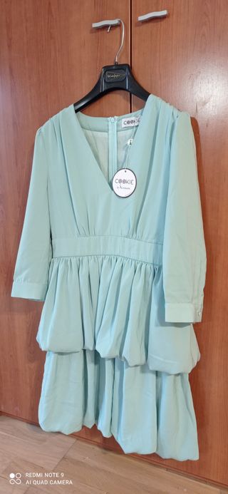 Vestido nuevo etiqueta