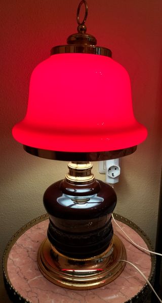 ANTIGUA LAMPARA DE LATON Y OPALINA