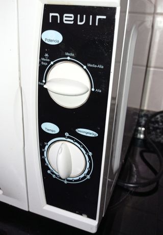 Microondas Nevir