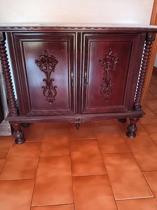 mueble antiguo