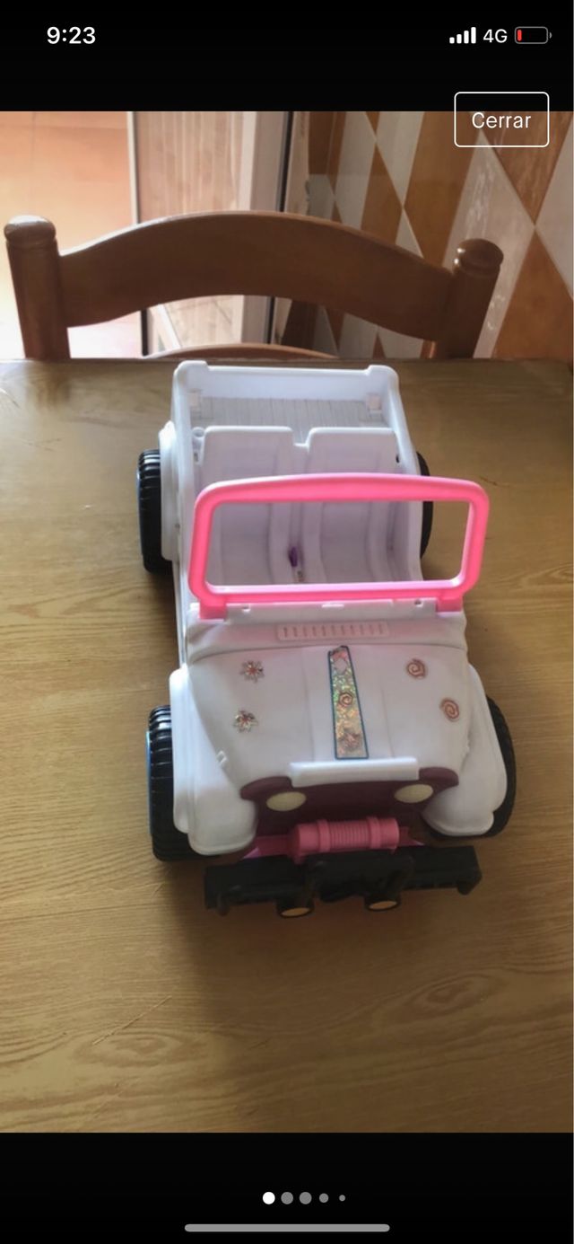 Coche de Barbie