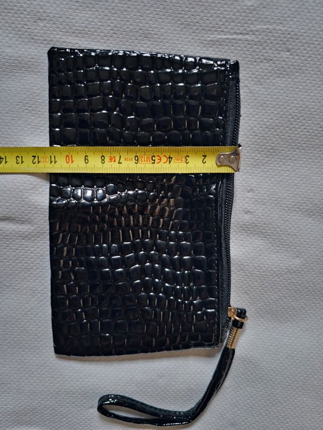 nuevo monedero negro